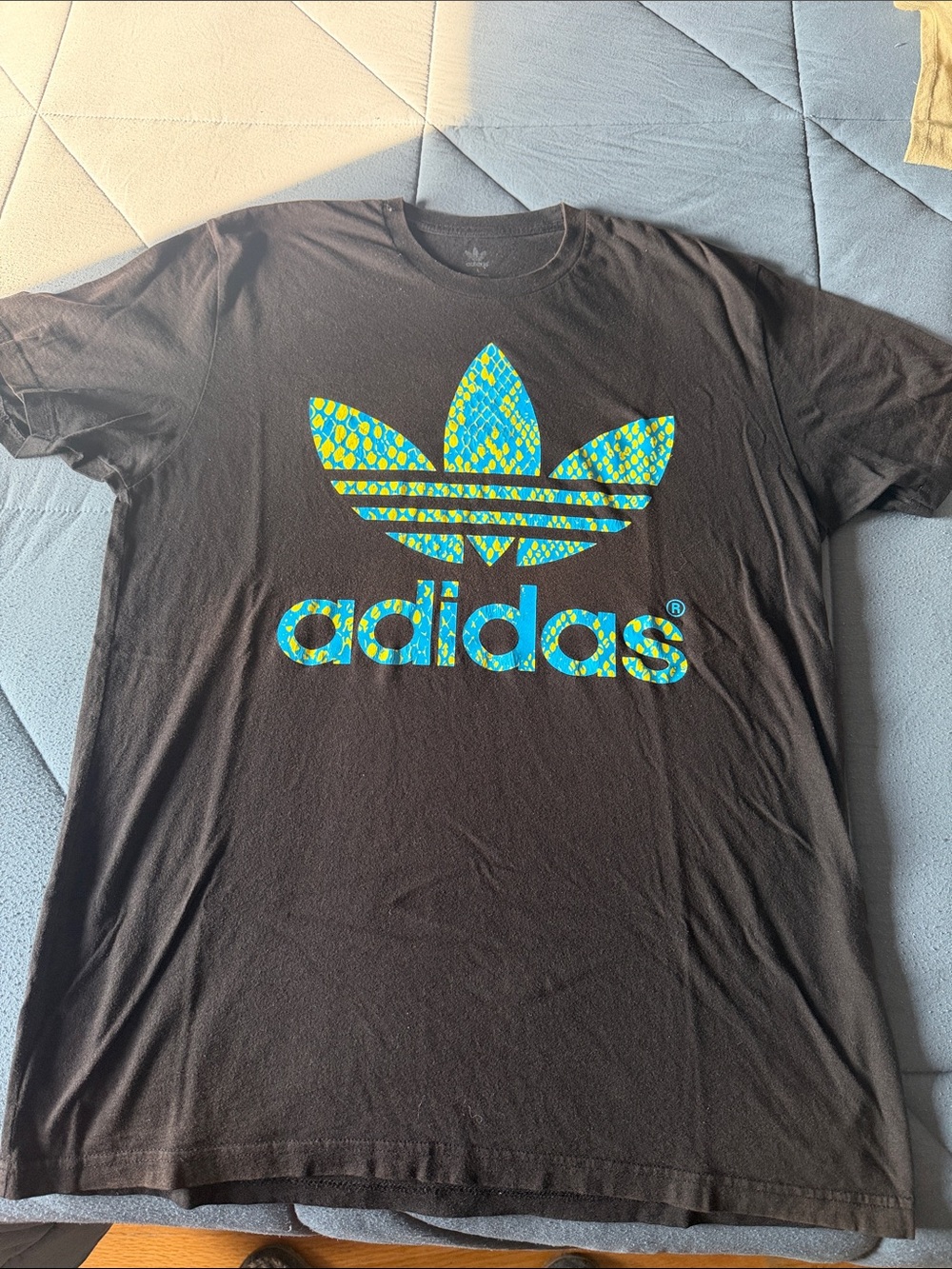 **2 Pack ** adidas Black Short-Sleeve Tee Patterned Trefoil